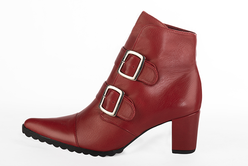 Scarlet red women's elegant sneakers. Tapered toe. Medium block heels. Profile view - Florence KOOIJMAN
